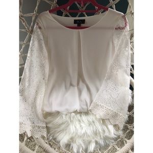 White lace long sleeve top